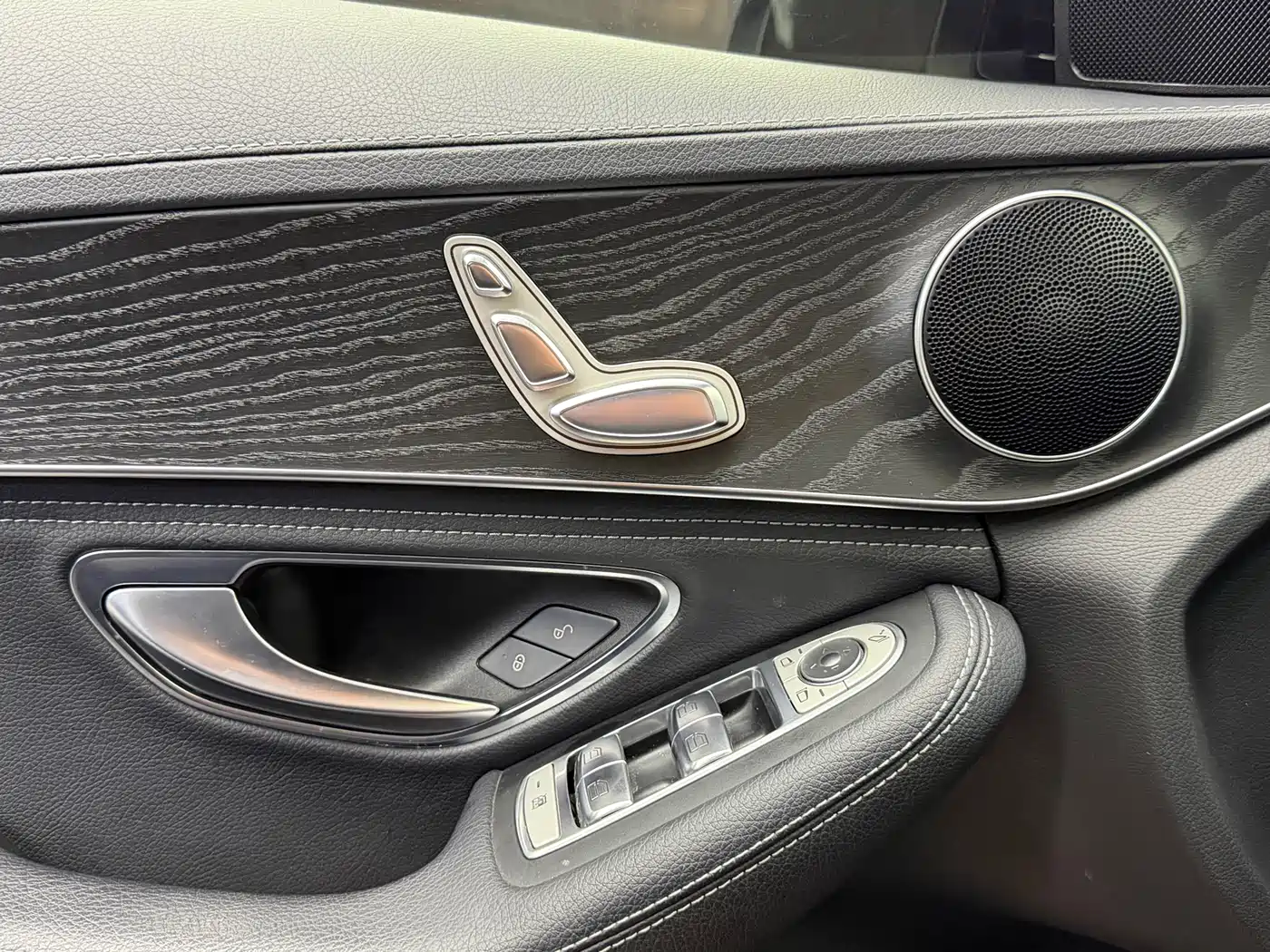 Mercedes-Benz C-Class 2016 C 180 L Sport фото 19
