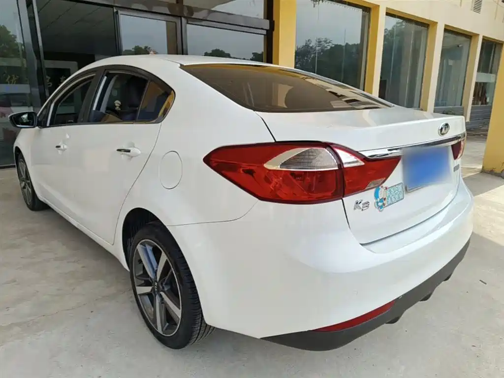Kia K3 2016 1.6L Automatic GLS фото 5
