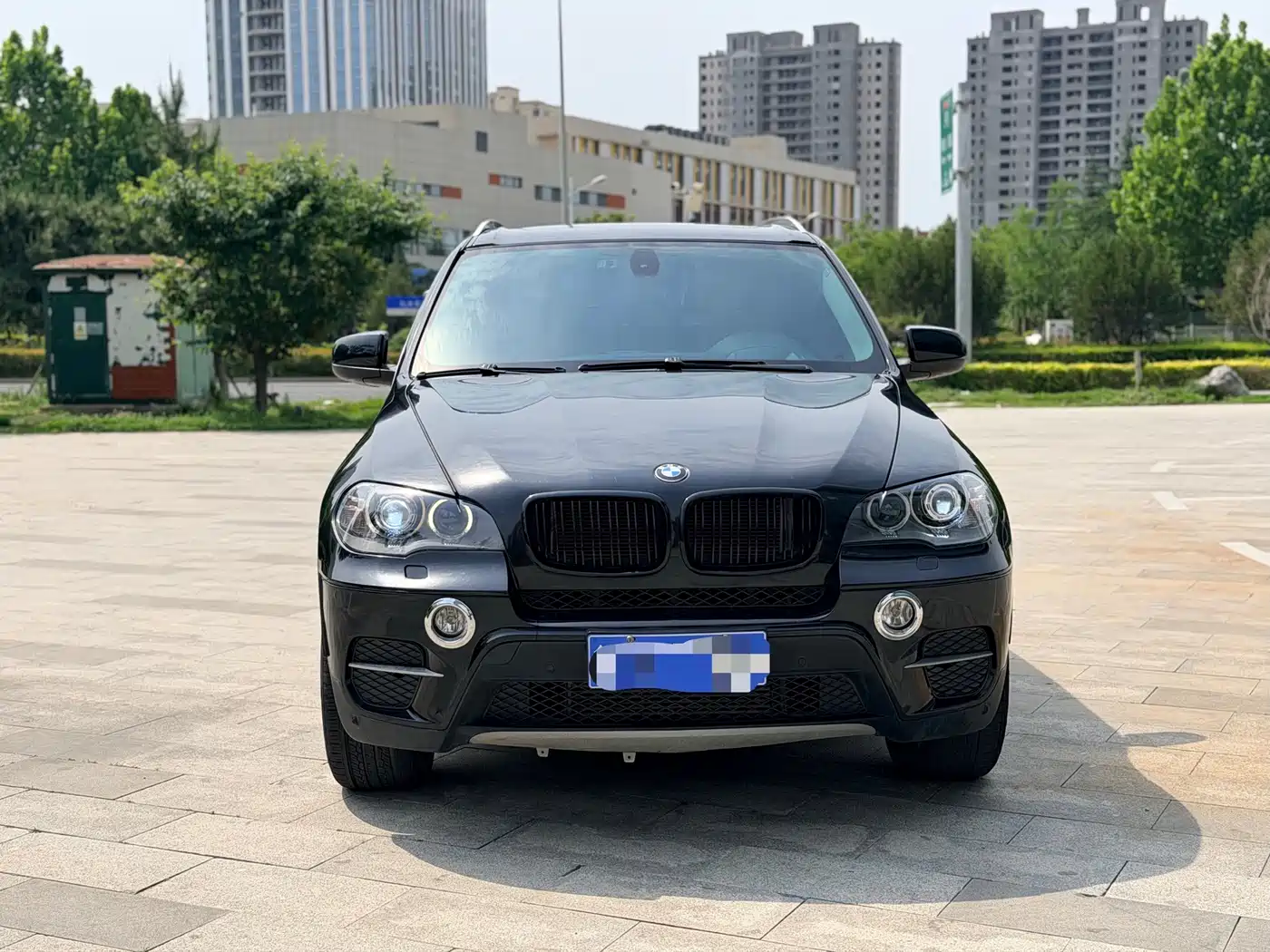 BMW X5 (Import) 2011 xDrive35i Leading Edition фото 2