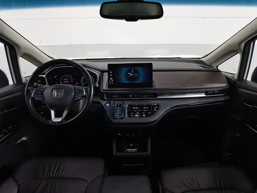 Фото 5 - Honda Odyssey