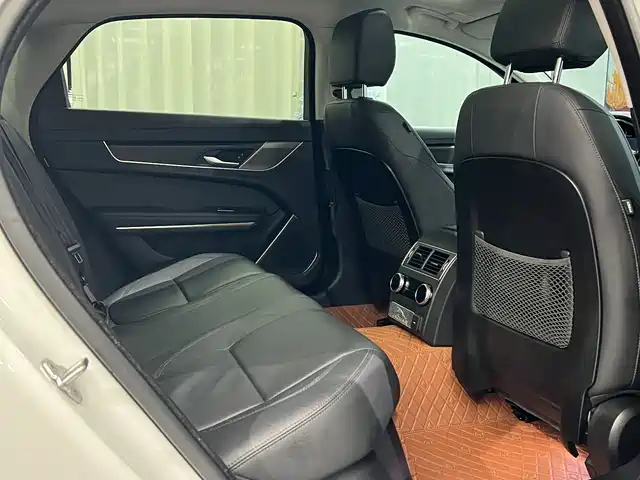 Jaguar XFL 2021 XFL 2.0T P250 2WD Premium Luxury Edition — фото 5