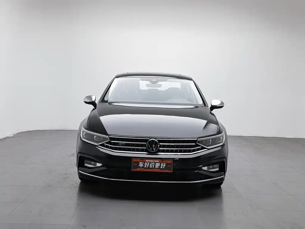 Volkswagen Magotan 2024 2023 Model 2 Million Commemorative Edition 330TSI DSG Luxury