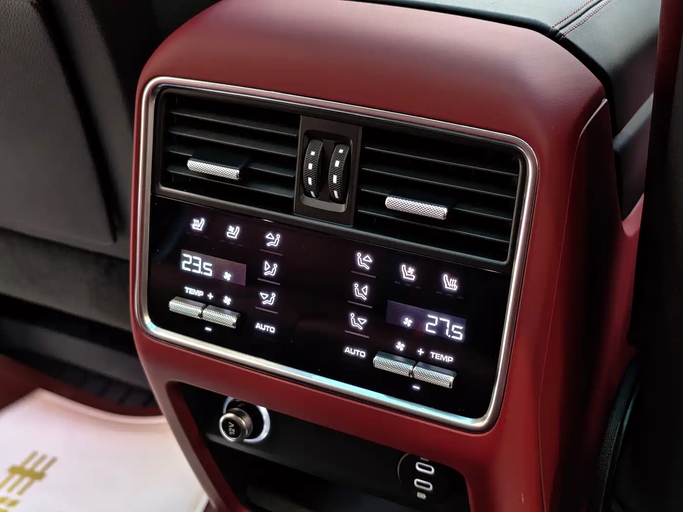 Porsche Cayenne 2022 Cayenne 3.0T Platinum Edition фото 12