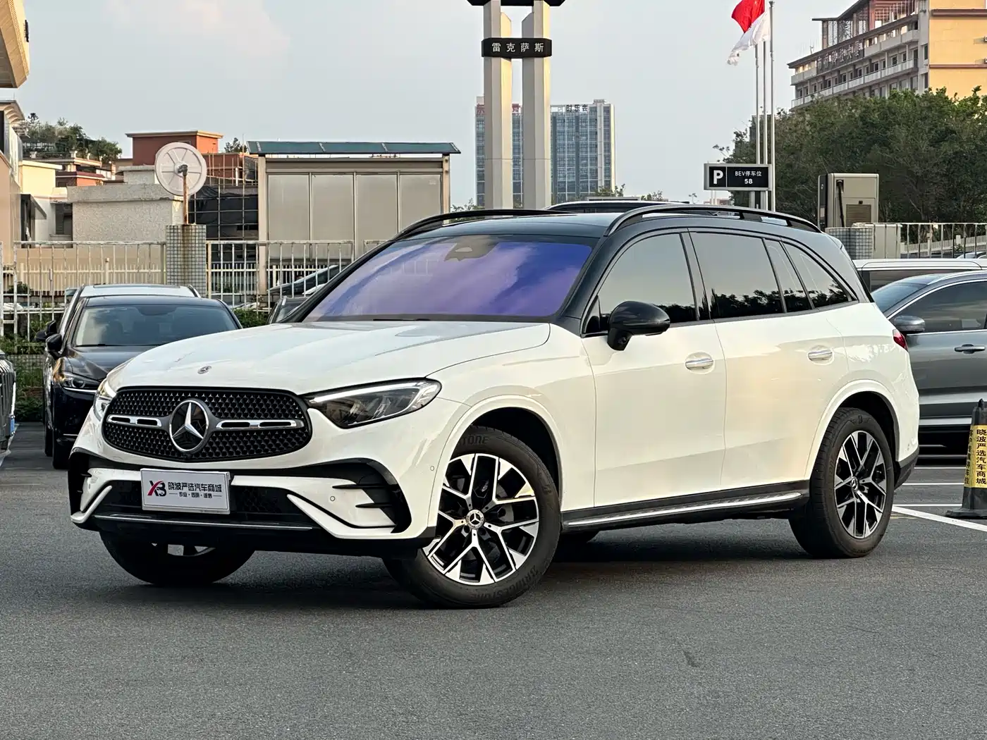 Mercedes-Benz GLC 2023 GLC 260 L 4MATIC Luxury 5-Seater