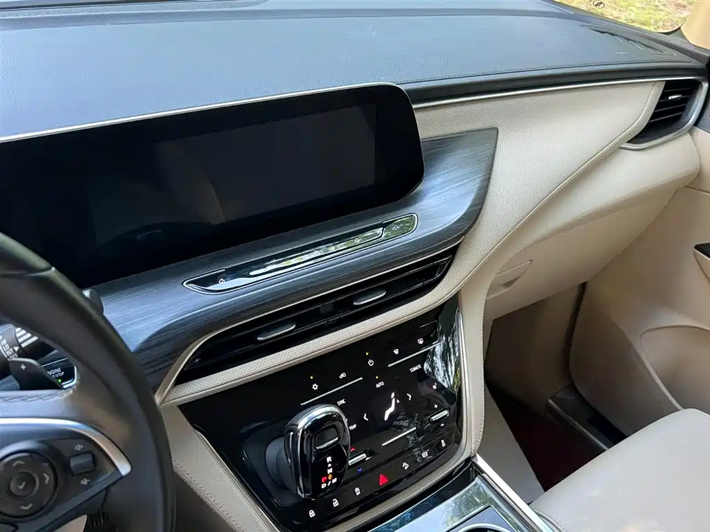 Buick GL8 2023 ES Landmaster Exclusive фото 7