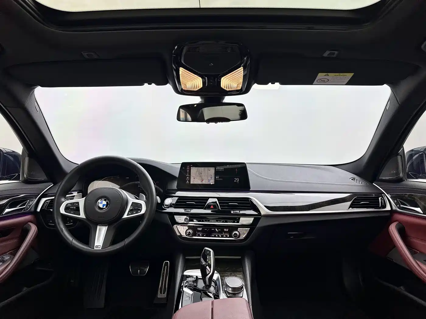 BMW 5 Series 2020 530Li Exclusive M Sport Package фото 10