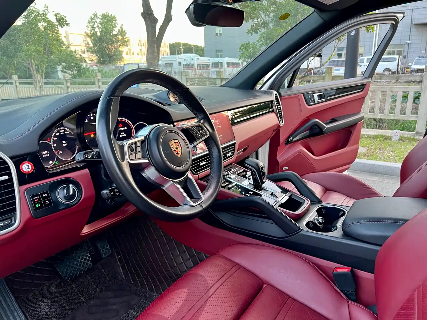 Porsche Cayenne 2019 Cayenne 3.0T фото 8