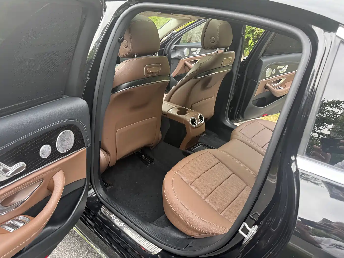 Mercedes-Benz E-Class 2019 E 300 L Sport Luxury фото 10
