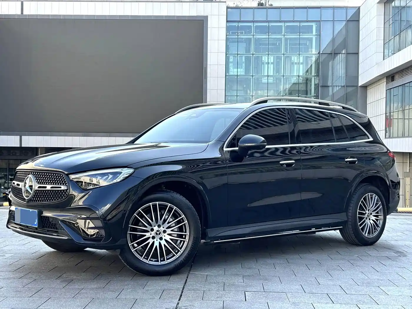 Mercedes-Benz GLC 2024 GLC 300 L 4MATIC Dynamic 7-seater