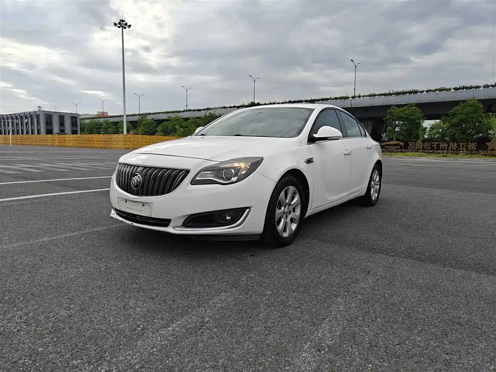 Buick Regal 2015 1.6T Leading Tech Edition