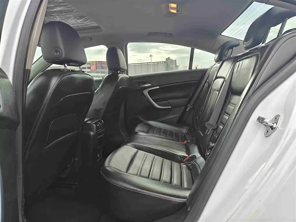 Buick Regal 2015 1.6T Leading Tech Edition фото 12