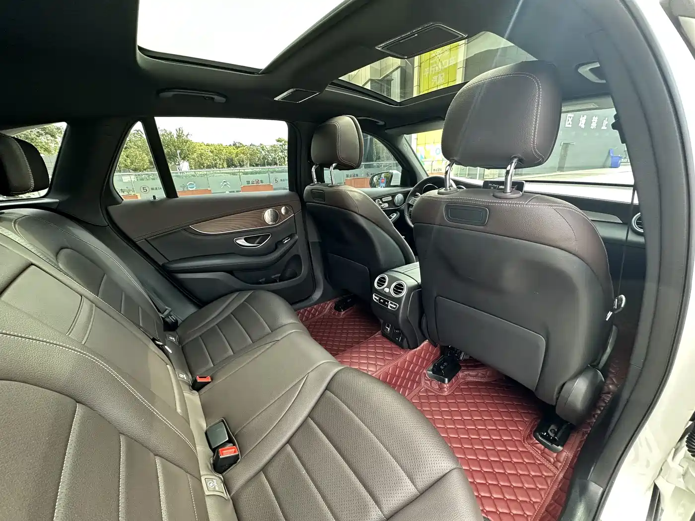 Mercedes-Benz GLC 2019 Facelift GLC 300 L 4MATIC Dynamic фото 39