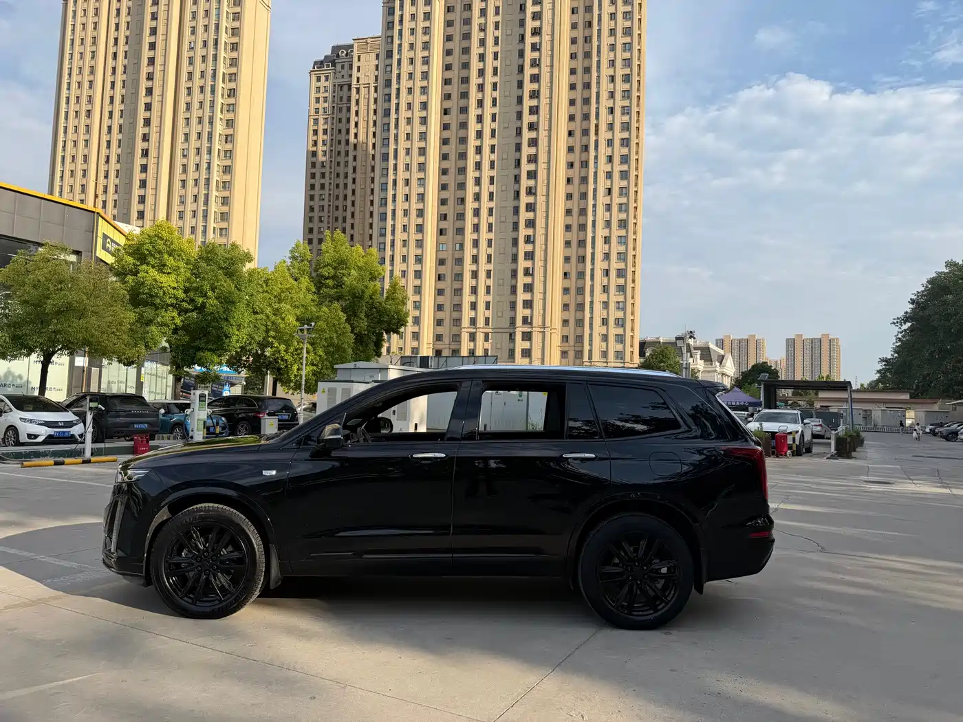 Cadillac XT6 2022 2.0T 6-Seater 4WD Luxury Edition фото 10