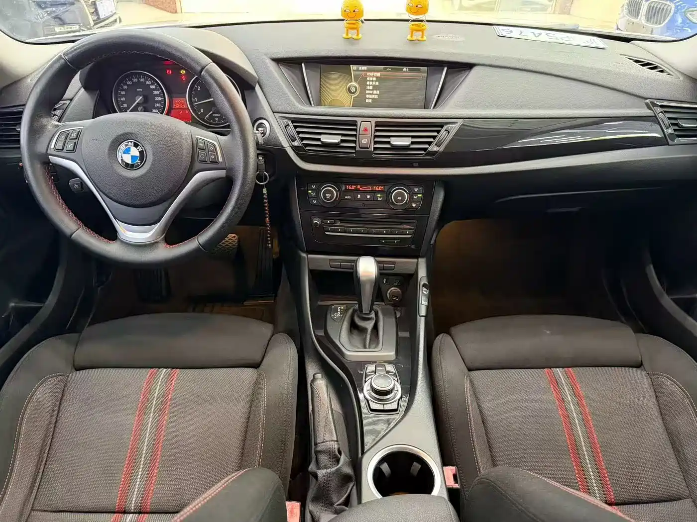 BMW X1 2013 sDrive18i Leading фото 5