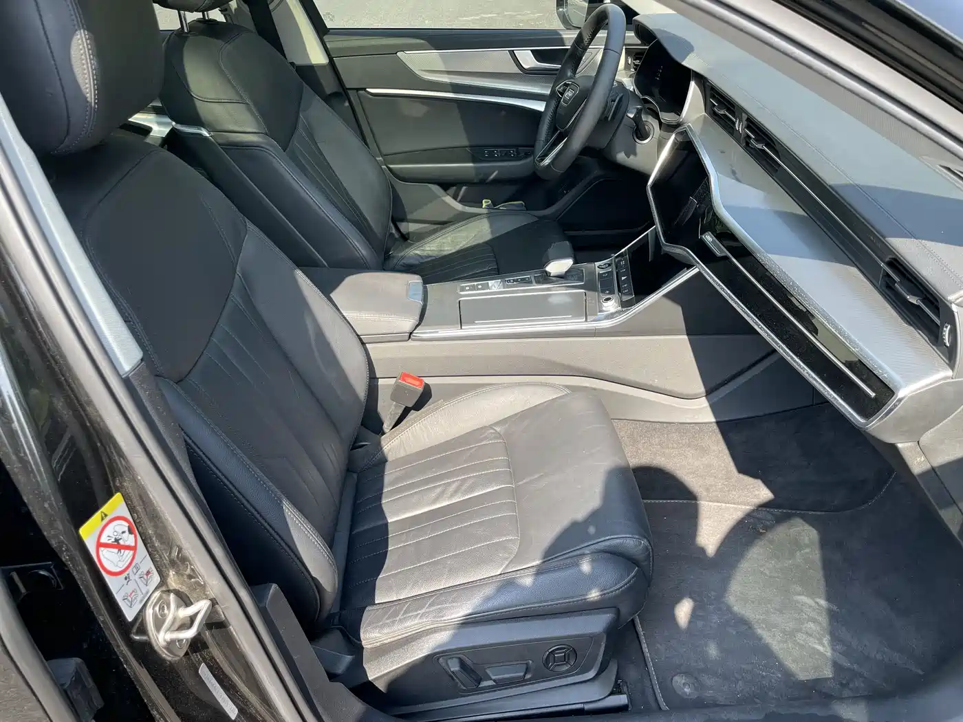 Audi A6L 2021 45 TFSI Exclusive Elegance фото 7