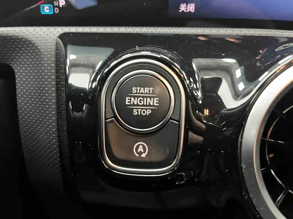 Mercedes-Benz A-Class 2023 A 180 L фото 4