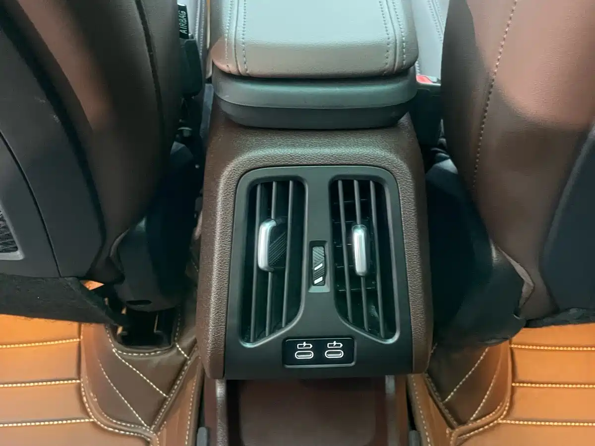 BMW X1 2023 sDrive20Li X Design Package фото 22