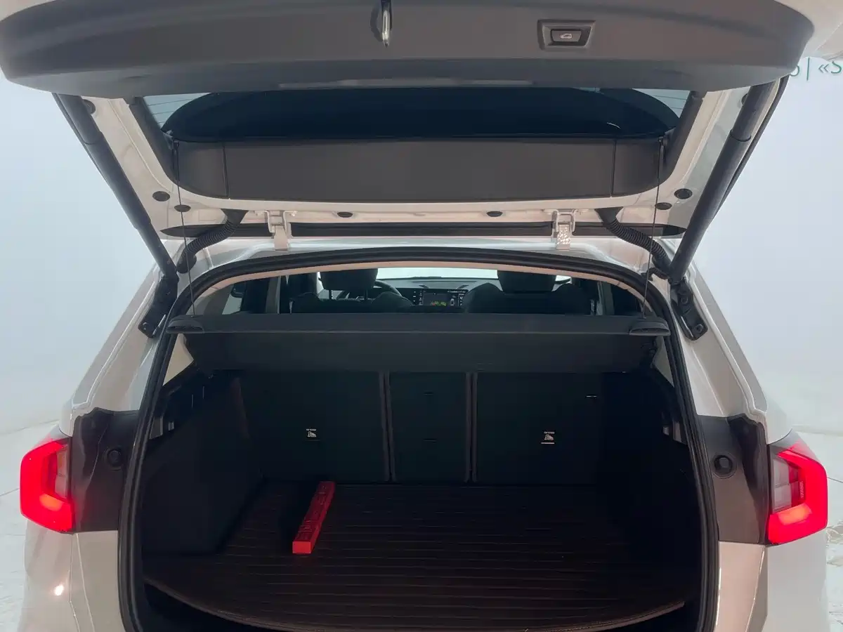 BMW X1 2023 sDrive20Li X Design Package фото 25
