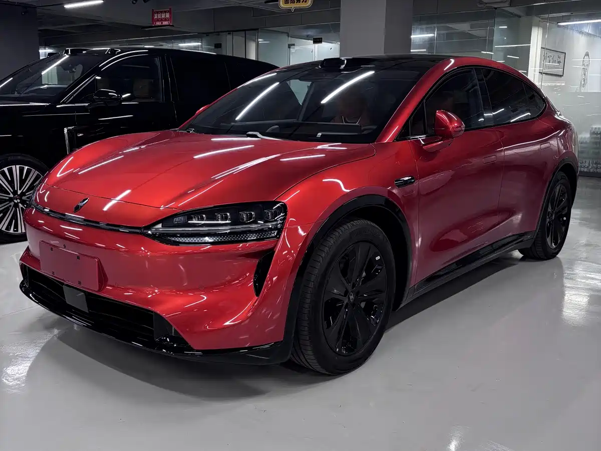 Zhijie Luxeed R7