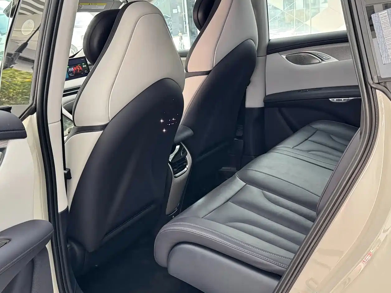 ZHIJI AUTOMOBILE ZHIJI LS7