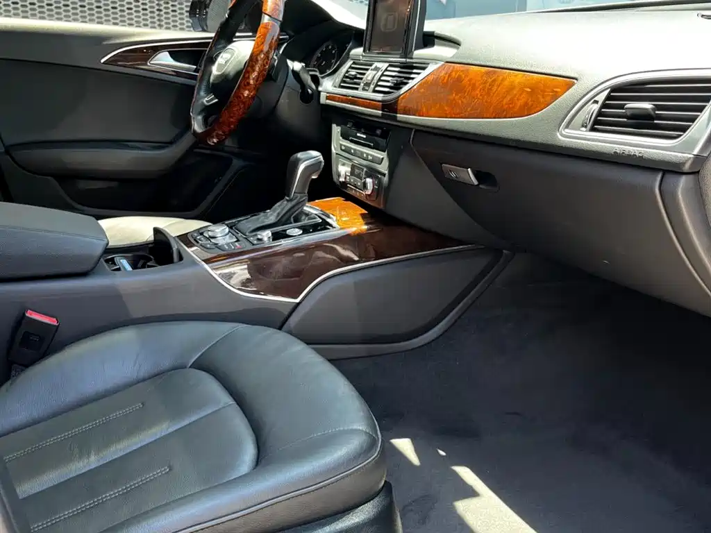 Audi A6L 2016 30 FSI Comfort фото 21