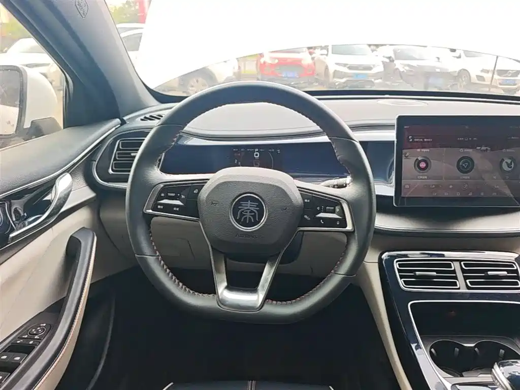 BYD Qin PLUS 2021 DM-i 55KM Flagship фото 11