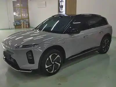 NIO ES6