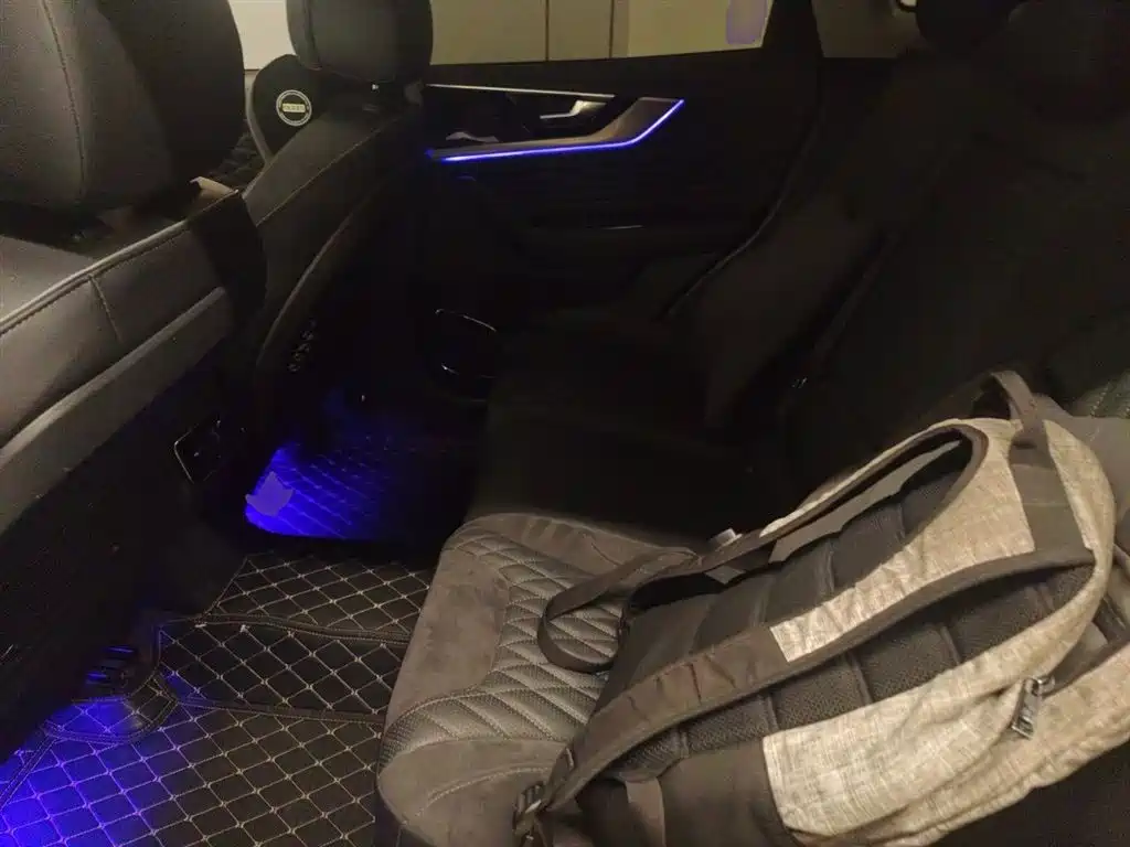 Hongqi HS5 2022 2.0T Smart Connect Flagship AWD Edition фото 18