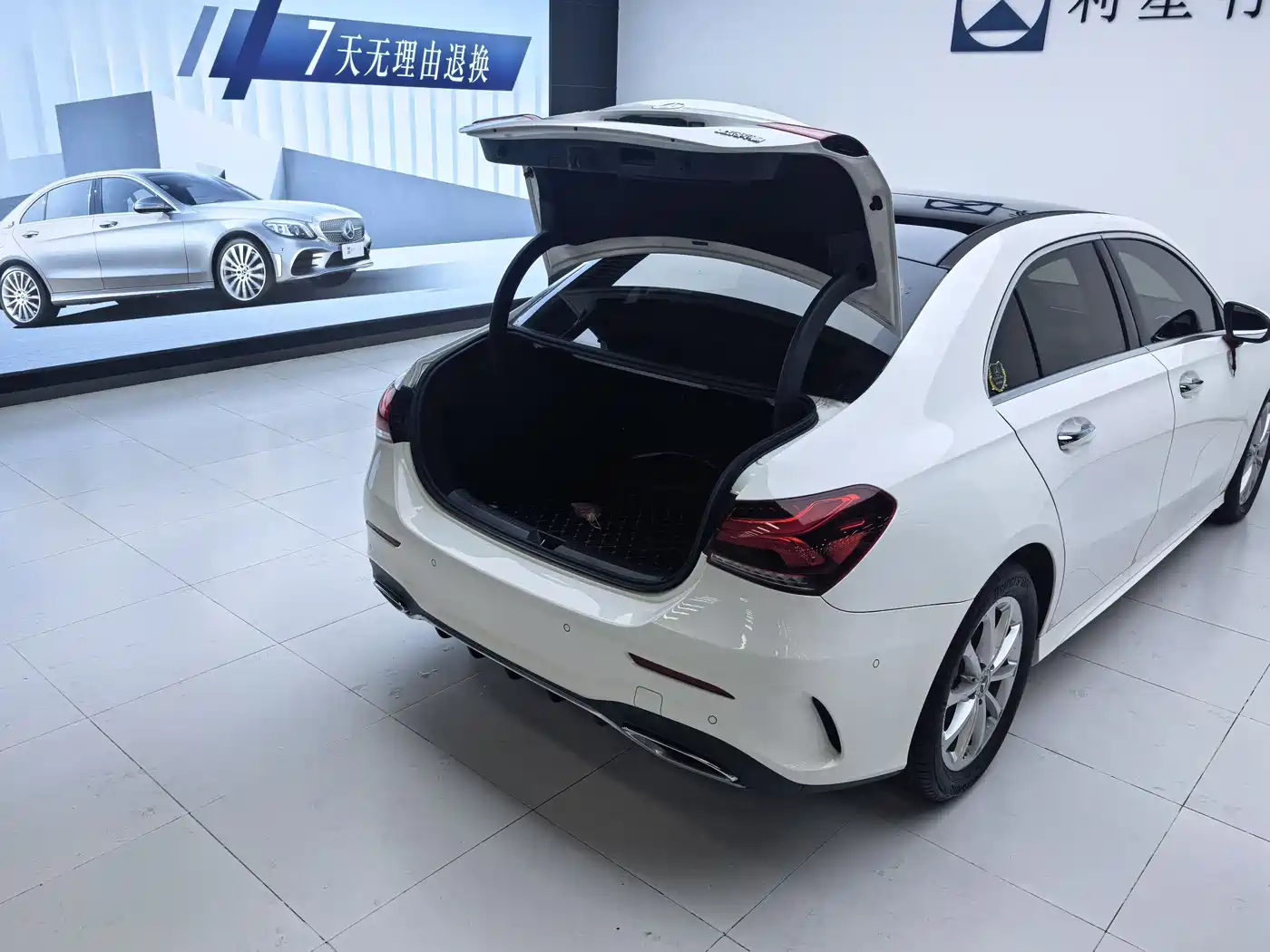 MERCEDES-BENZ A CLASS