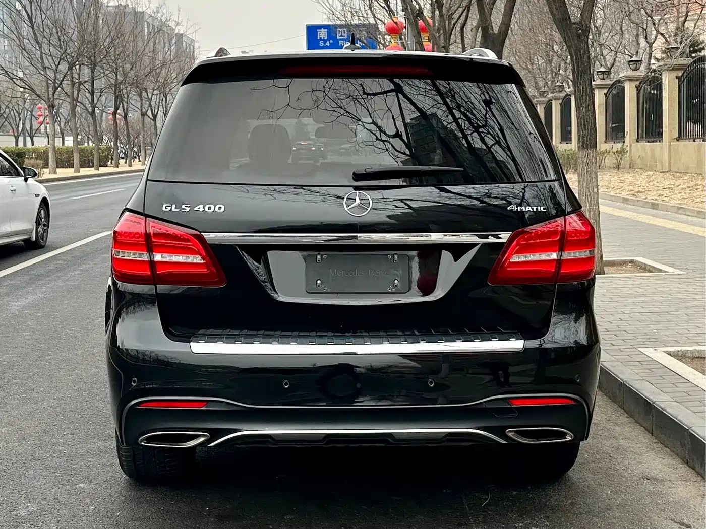 Mercedes-Benz GLS 2018 GLS 400 4MATIC Dynamic фото 4