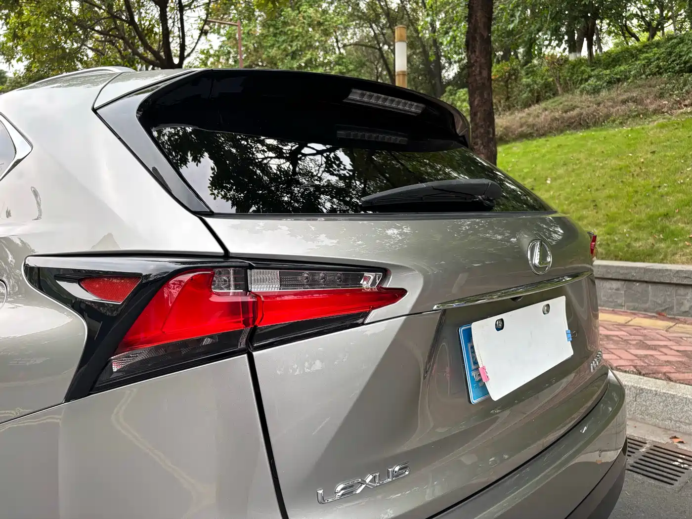 Lexus NX 2015 200t AWD F Sport фото 31