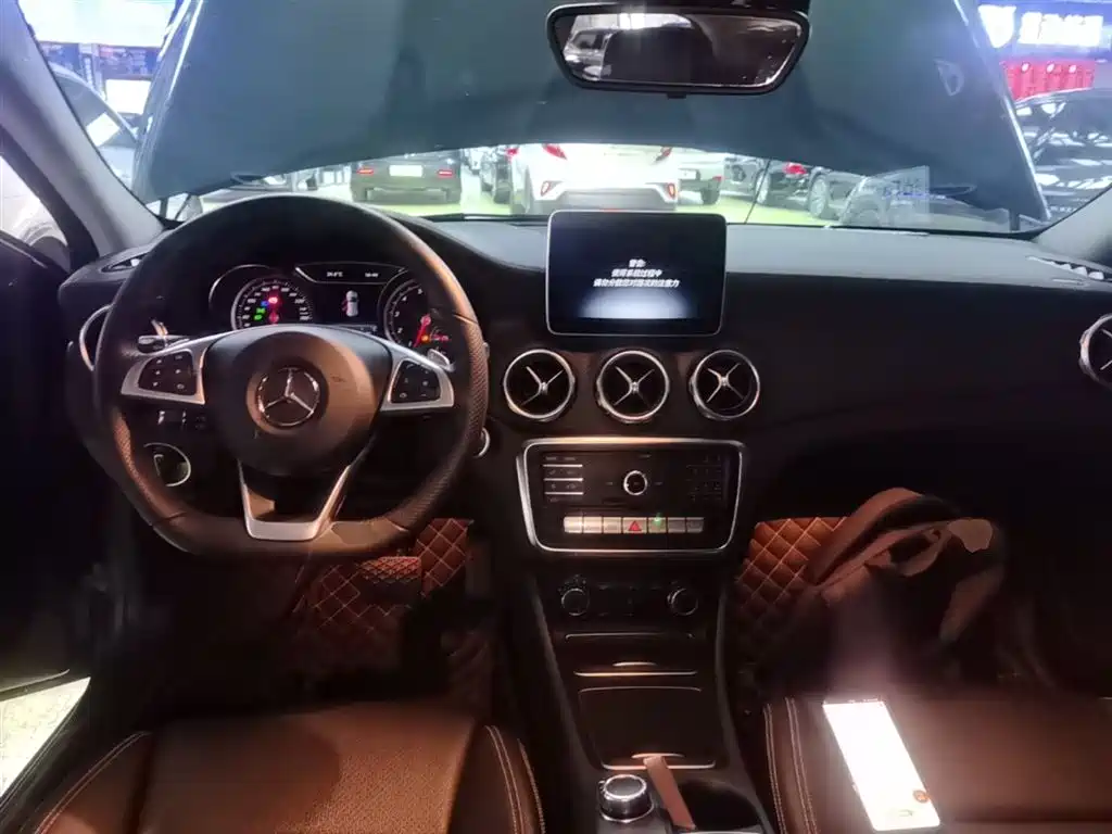 Mercedes-Benz GLA 2019 GLA 200 Fashion фото 10