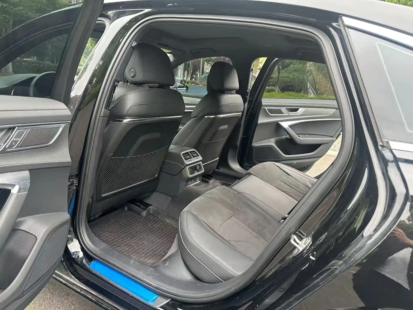Audi A6L 2025 45 TFSI Premium Sport фото 6