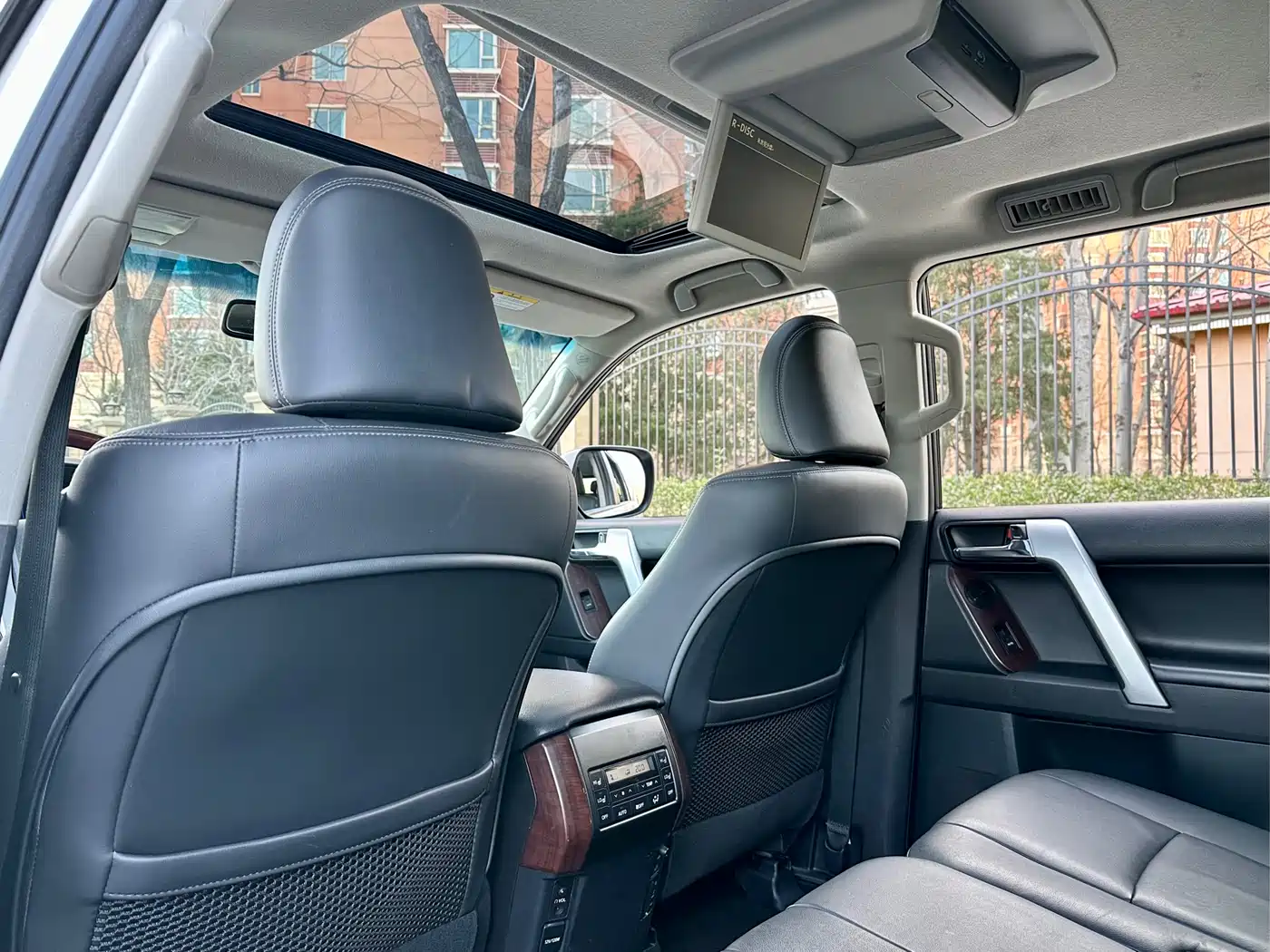 Toyota Prado 2016 3.5L Auto VX NAVI фото 14