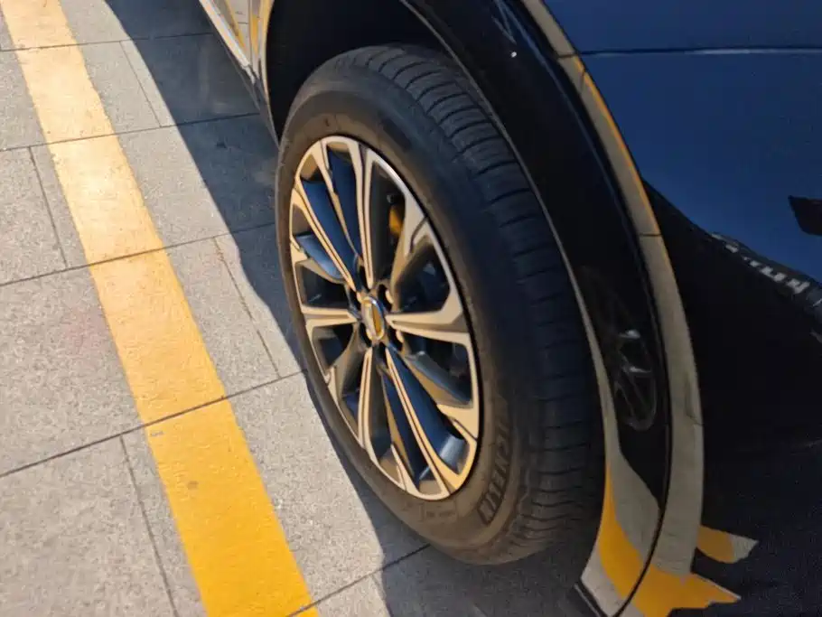 Cadillac XT5 2026 2026 2.0T Metropolitan Edition