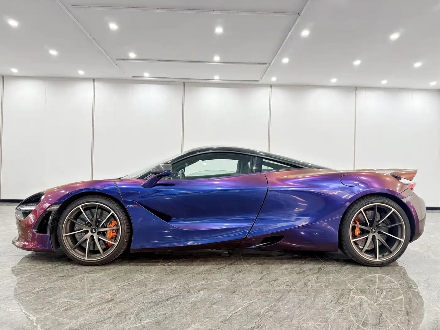 MCLAREN 720S