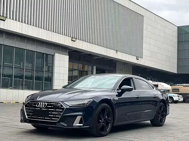 AUDI A7L