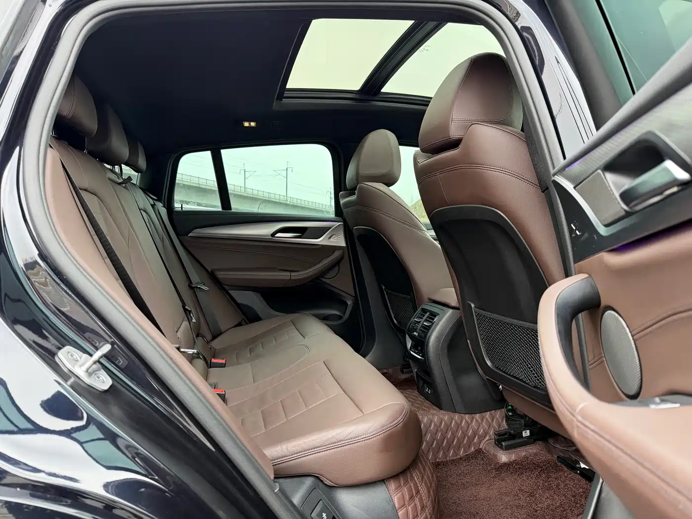 BMW X4 2021 xDrive 25i M Sport Glorious Night Package фото 11