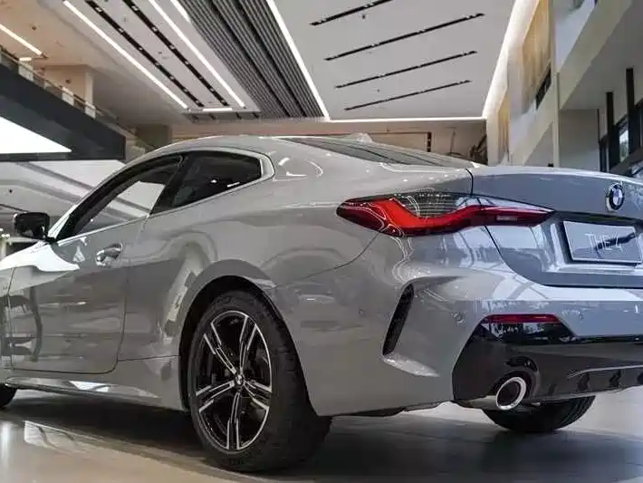 BMW 4 Series фото 11