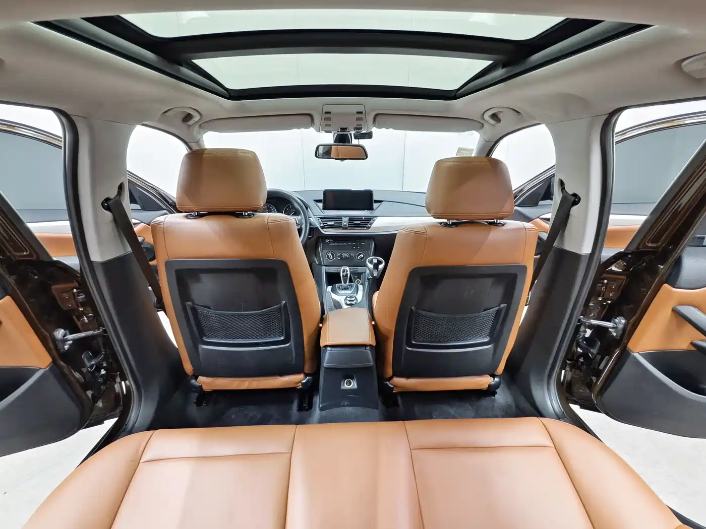 BMW X1 2014 sDrive18i Fashion Edition фото 10