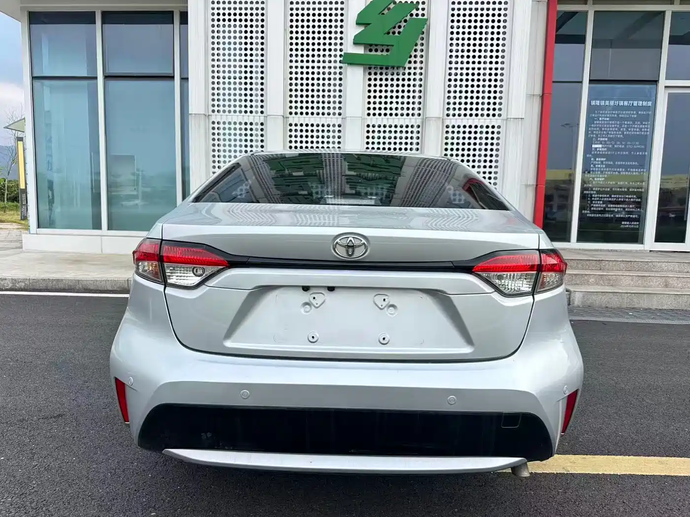 Toyota Levin 2021 185T CVT Luxury Edition фото 25