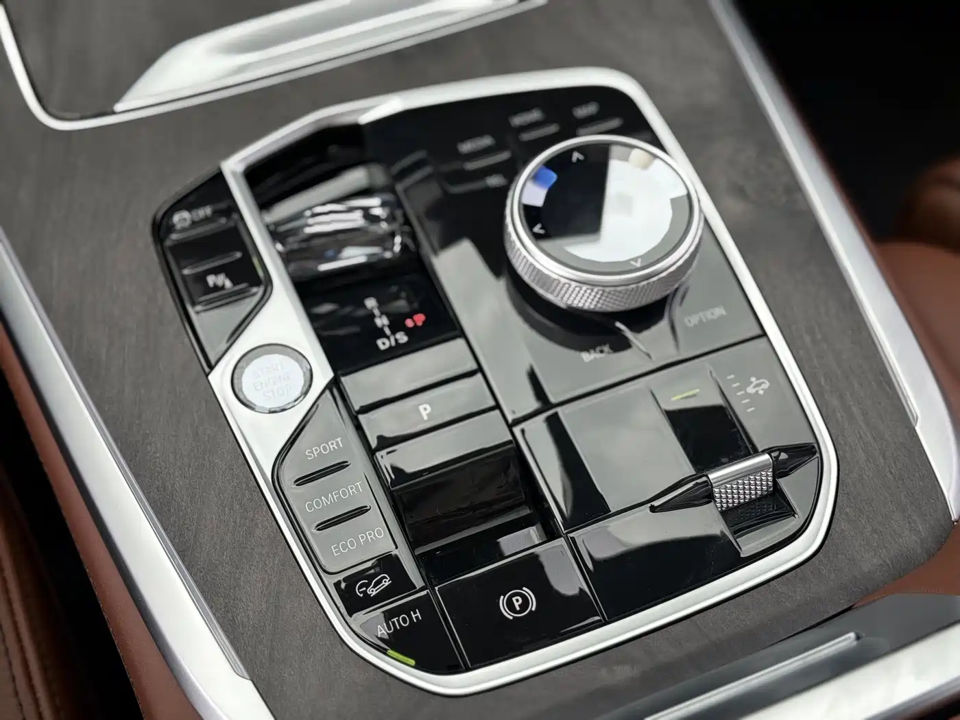 BMW X7 2023 xDrive40i Exclusive M Sport Package фото 16