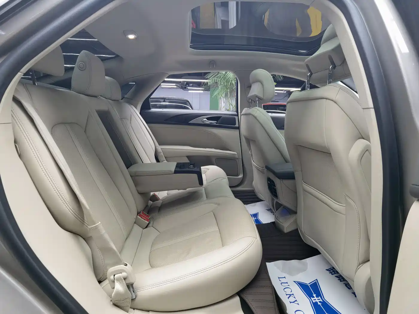 Lincoln MKZ 2019 2019 2.0T Zunya Edition China VI