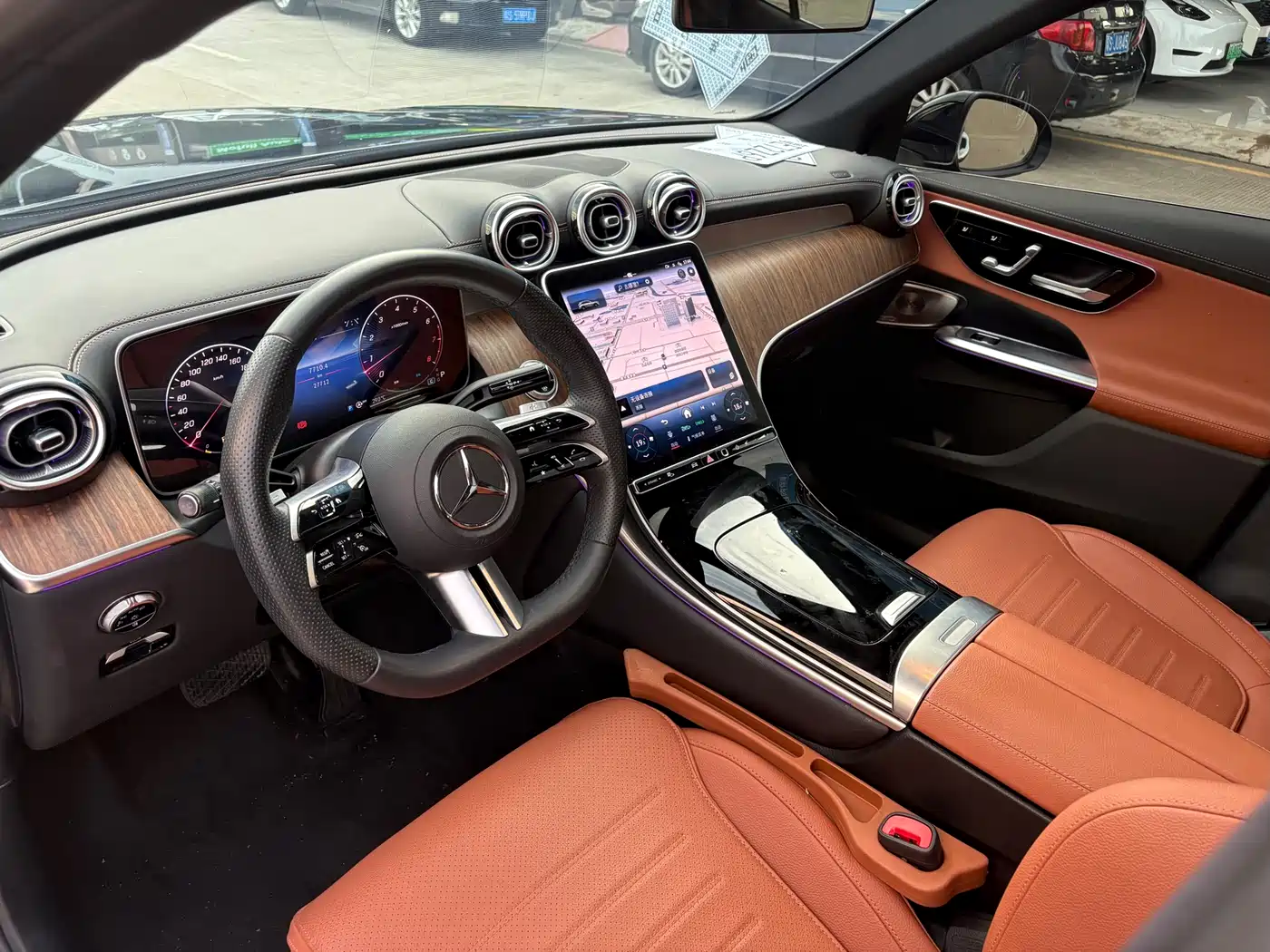 Mercedes-Benz GLC 2024 GLC 300 L 4MATIC Dynamic 5-seater фото 5