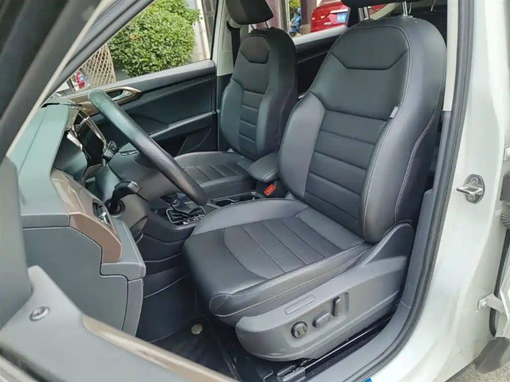 Volkswagen Tharu 2021 280TSI 2WD Luxury Plus фото 15