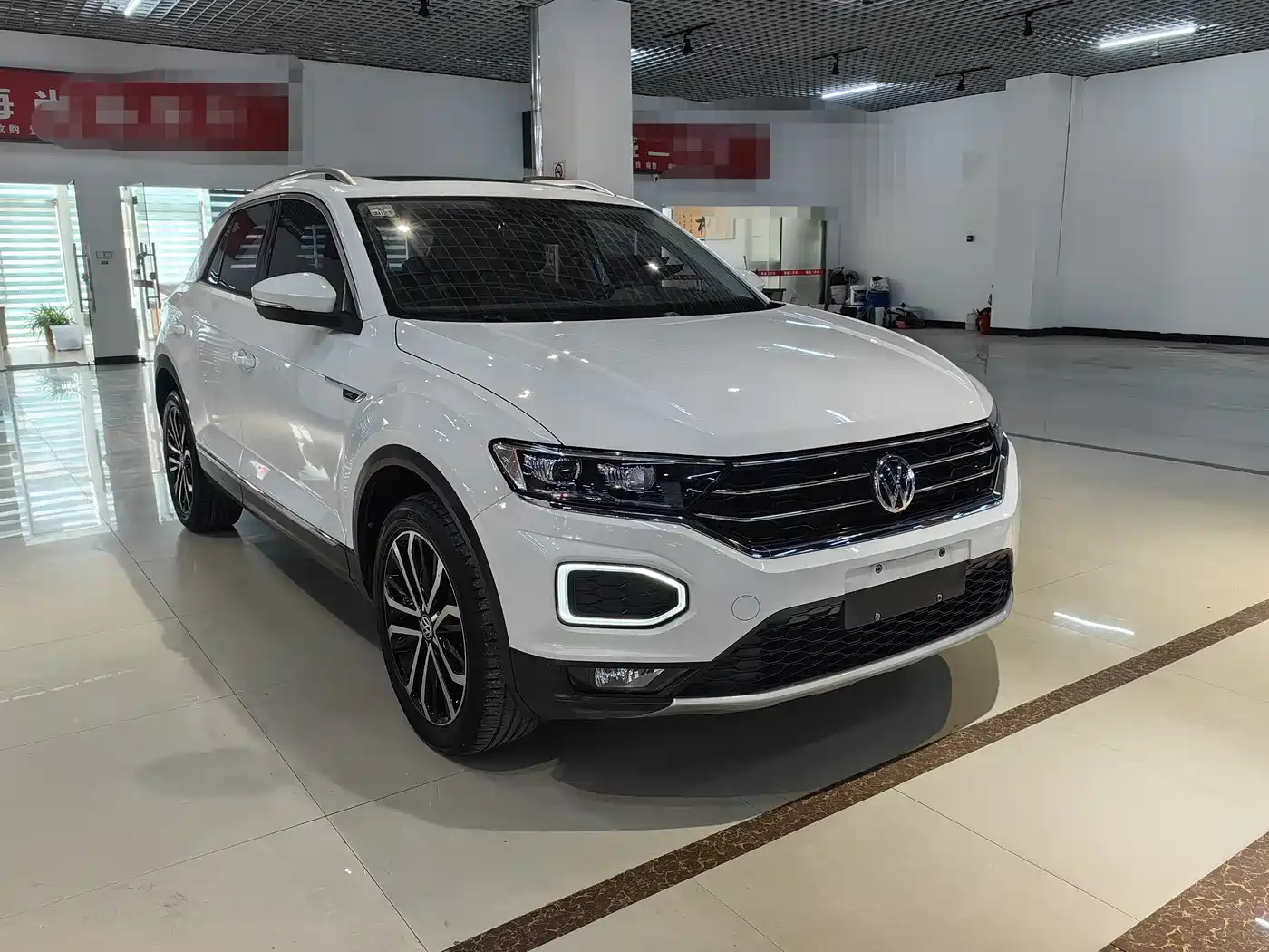 VOLKSWAGEN T ROC EXPLORING SONGS