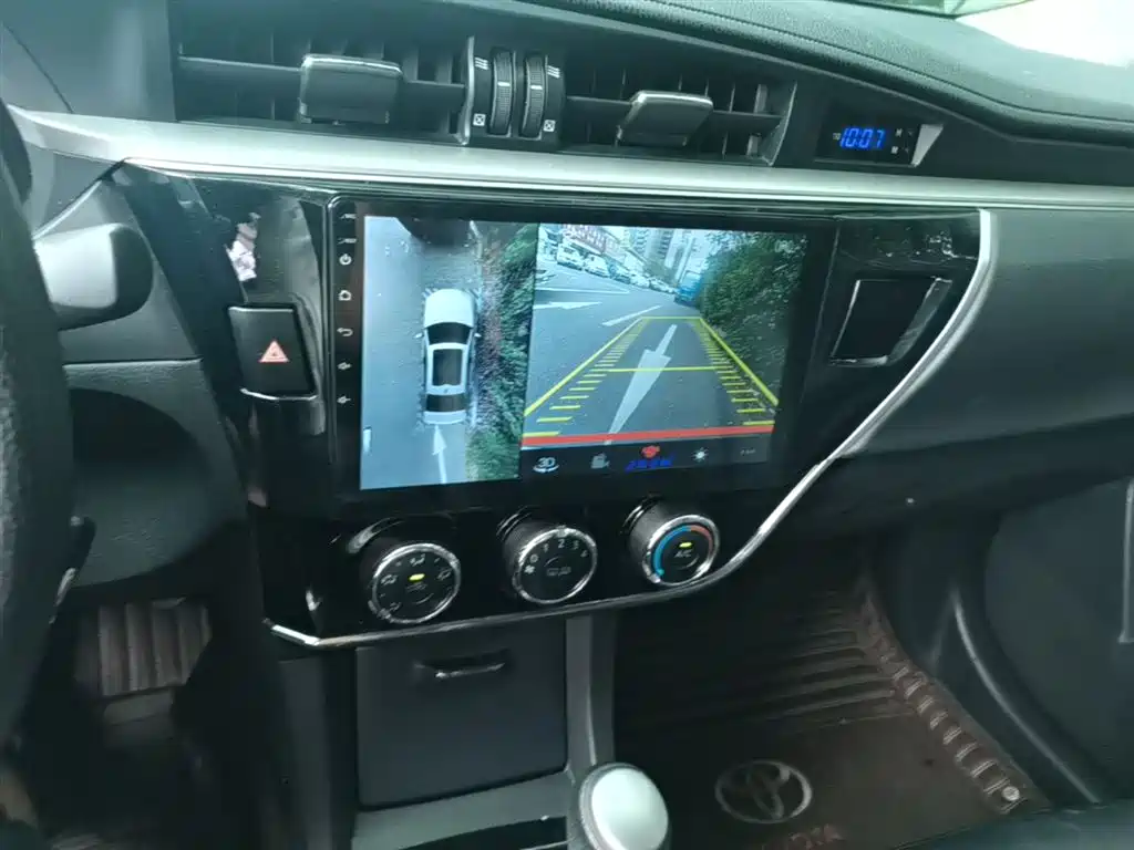 Toyota Corolla 2014 1.6L CVT GL фото 13