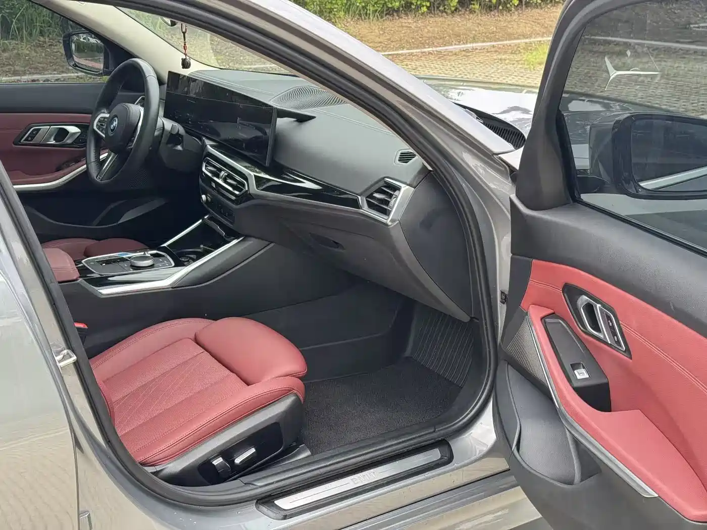 BMW i3 2022 eDrive 35 L фото 14