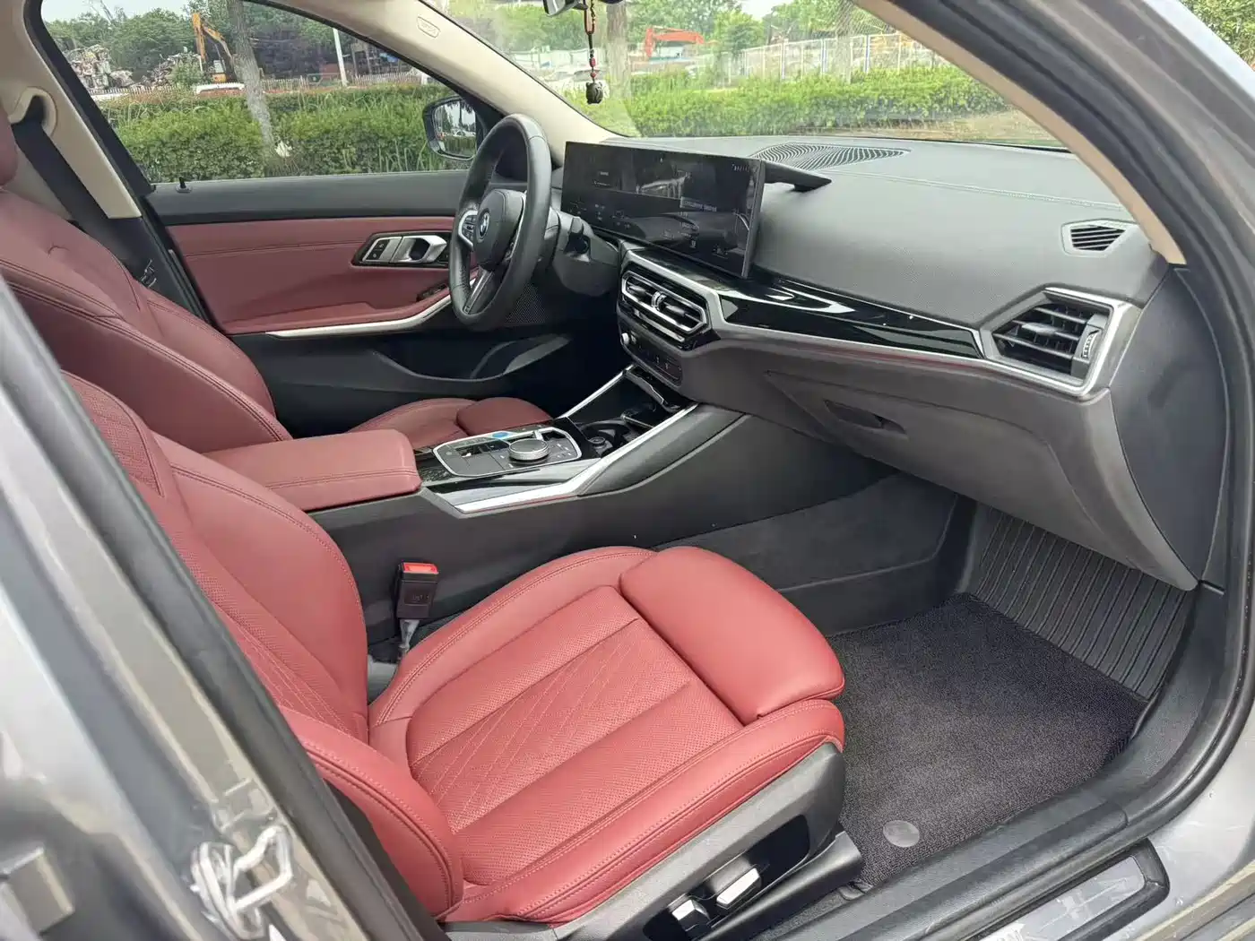 BMW i3 2022 eDrive 35 L фото 13