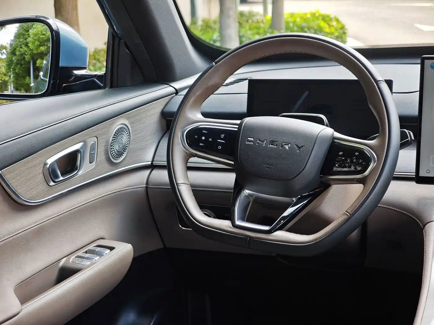 Chery Tiggo 8 PLUS C-DM 2025 2025 1.5T 116km Premium 5-Seater